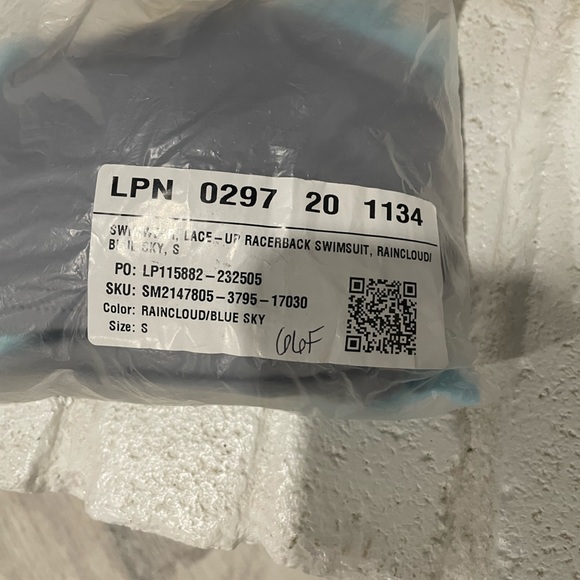 NWT Fabletics Onc piece - Picture 5 of 6